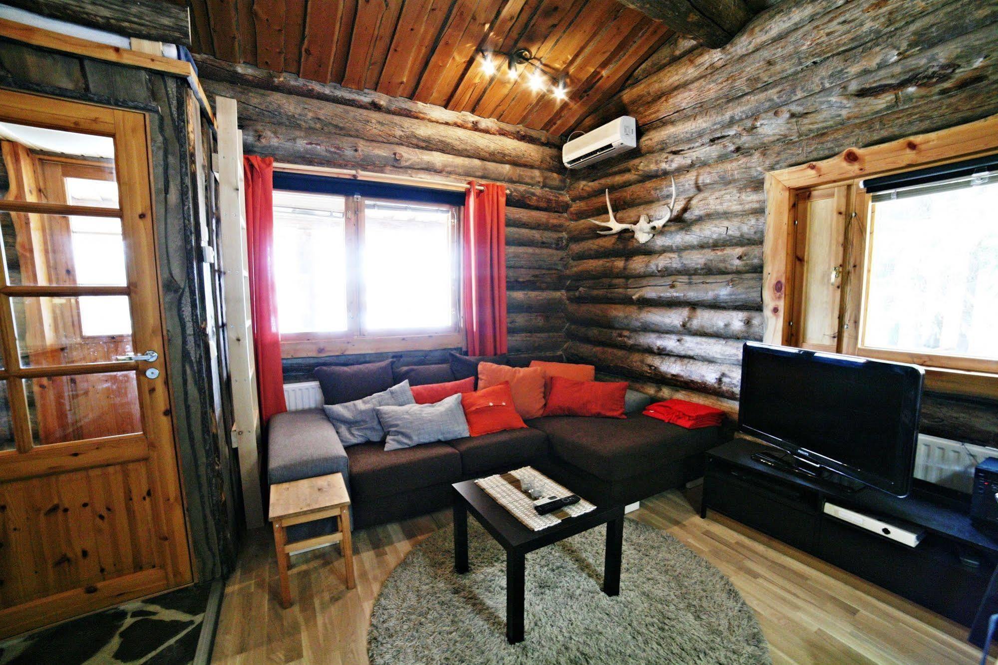 Villa Kivikoski Pyhtaa 外观 照片